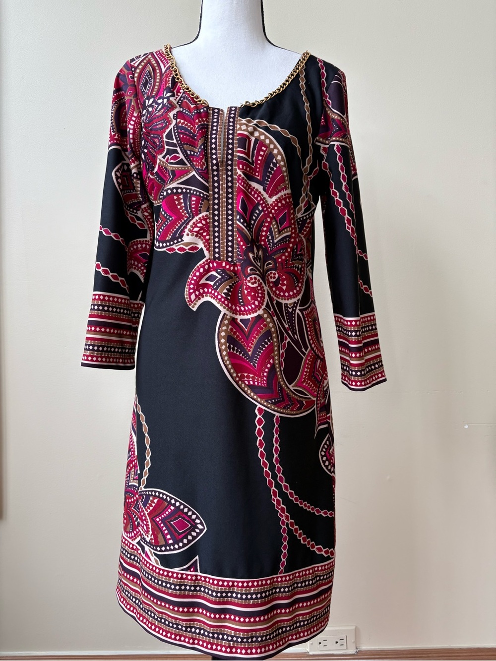Roulette Black Dress with Fuchsia and Cream Paisley Print